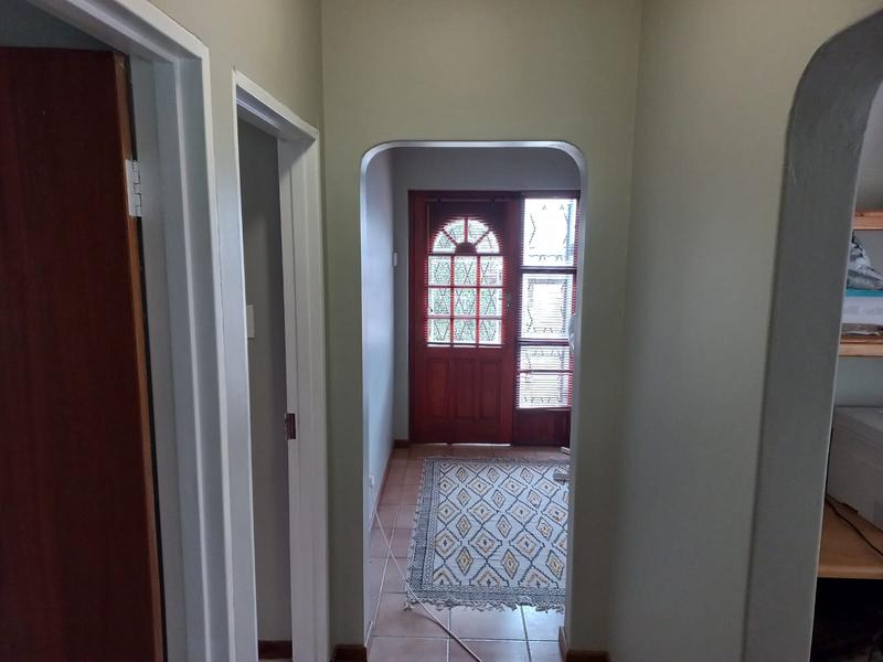 To Let 2 Bedroom Property for Rent in Grahamstown Eastern Cape
